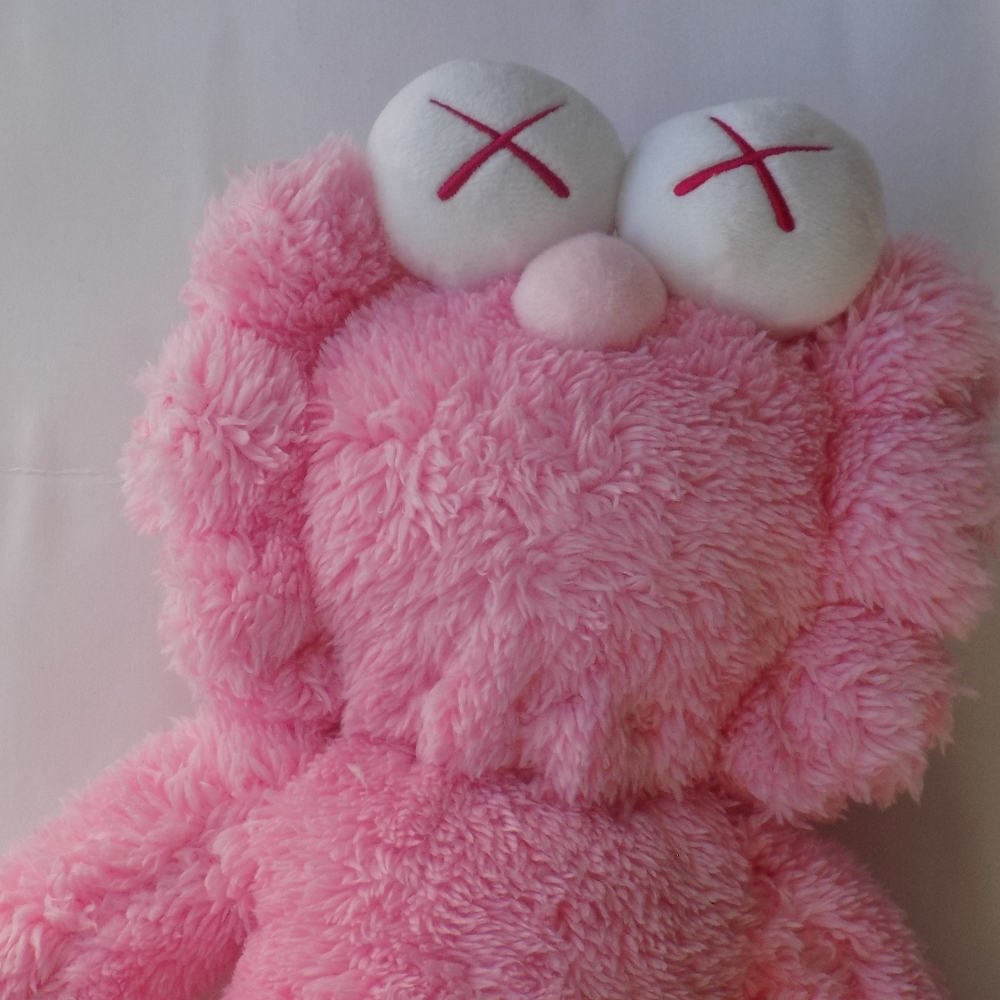Kaws BFF plush doll look alike